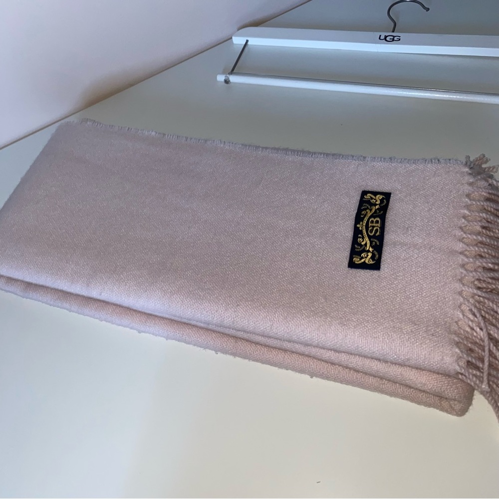 Sunday best scarf - Picture 2 of 2